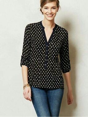 Anthropologie Vanessa Virginia Black Polka Dot Popover Blouse - Classic V-Neck
